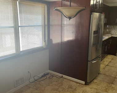 1088 Sherrington Drive - Photo Thumbnail 4