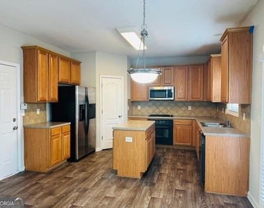 3999 Elm Trace Drive - Photo Thumbnail 9