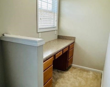 3999 Elm Trace Drive - Photo Thumbnail 16