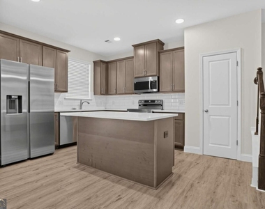 4933 Longview Walk - Photo Thumbnail 5