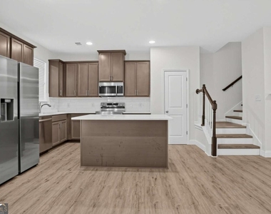 4933 Longview Walk - Photo Thumbnail 9