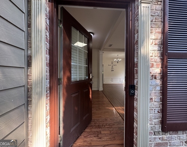 125 Friars Head Drive - Photo Thumbnail 1