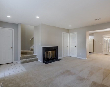 189 Holcomb Ferry Road - Photo Thumbnail 2
