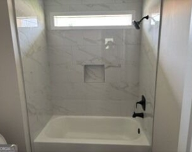 1731 Hunting Creek Drive Se - Photo Thumbnail 2