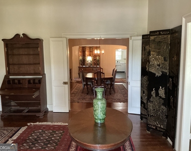 992 Tattnall Street - Photo Thumbnail 1
