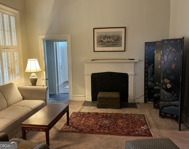 992 Tattnall Street - Photo Thumbnail 12