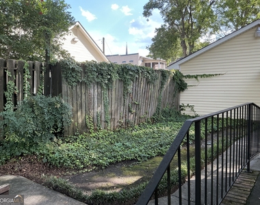 992 Tattnall Street - Photo Thumbnail 25