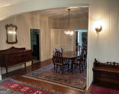 992 Tattnall Street - Photo Thumbnail 6