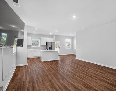 11920 Aukerman Way - Photo Thumbnail 5