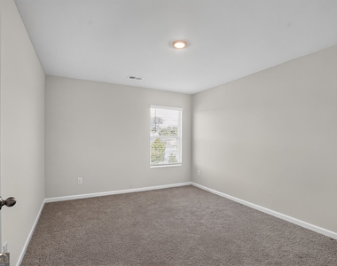 11920 Aukerman Way - Photo Thumbnail 13