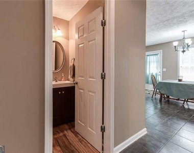 636 Sleeping Meadow Lane - Photo Thumbnail 10