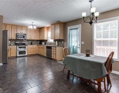 636 Sleeping Meadow Lane - Photo Thumbnail 11