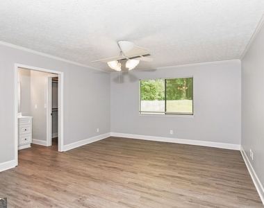 1374 Smokey Mountain Court - Photo Thumbnail 7