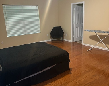 3025 Sable Trail - Photo Thumbnail 8