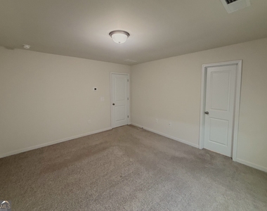 506 Amelia Court - Photo Thumbnail 11