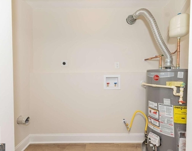 4887 Hull Road Se - Photo Thumbnail 17