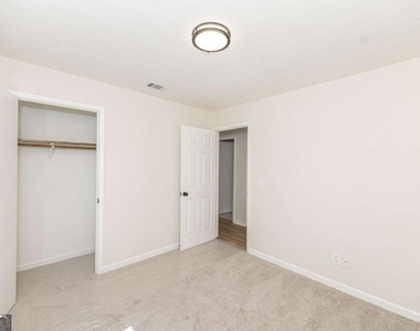 4887 Hull Road Se - Photo Thumbnail 29