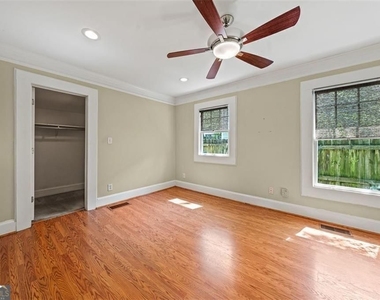 2220 Newnan Street - Photo Thumbnail 13