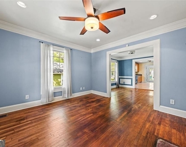 2220 Newnan Street - Photo Thumbnail 6