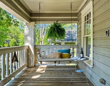 2220 Newnan Street - Photo Thumbnail 1