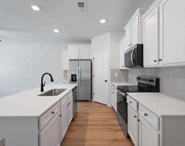 156 Flier Drive - Photo Thumbnail 26