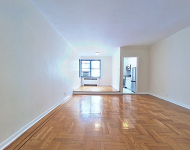 East 24th Street - Photo Thumbnail 1