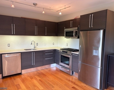 268 Main St, Unit 1 - Photo Thumbnail 1