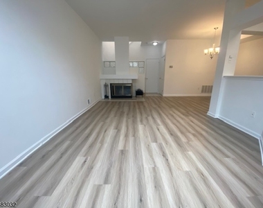 49 Birchwood Road - Photo Thumbnail 4