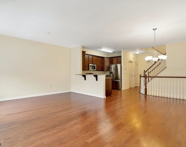 308 Rotando Way - Photo Thumbnail 6