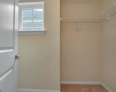 308 Rotando Way - Photo Thumbnail 18