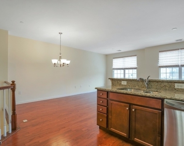 308 Rotando Way - Photo Thumbnail 9