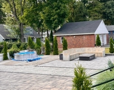 43 Edgewood Ave - Photo Thumbnail 15
