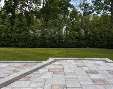 43 Edgewood Ave - Photo Thumbnail 17
