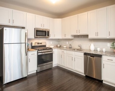 49 Arlene Ct - Photo Thumbnail 2
