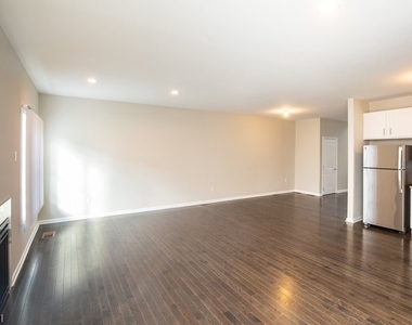 49 Arlene Ct - Photo Thumbnail 10