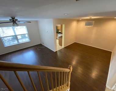 503 Well Sweep Rd - Photo Thumbnail 6