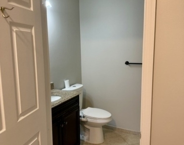 245 Marcia Way - Photo Thumbnail 9