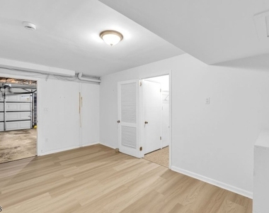 38 Park St - Photo Thumbnail 12