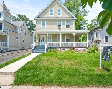 26 Hillside Ave - Photo Thumbnail 11