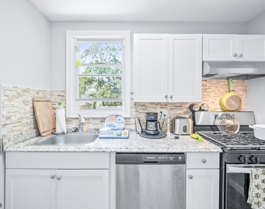 26 Hillside Ave - Photo Thumbnail 10
