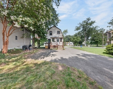 1871 W 4th St - Photo Thumbnail 21