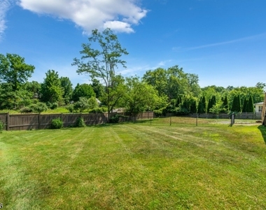 107 Spring Brook Rd - Photo Thumbnail 2