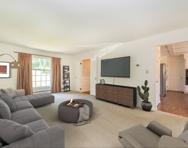 107 Spring Brook Rd - Photo Thumbnail 5