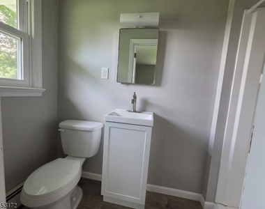 39 Old Croton Rd - Photo Thumbnail 11
