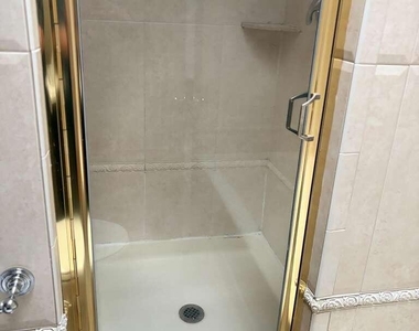 1001 Norwood Avenue - Photo Thumbnail 14