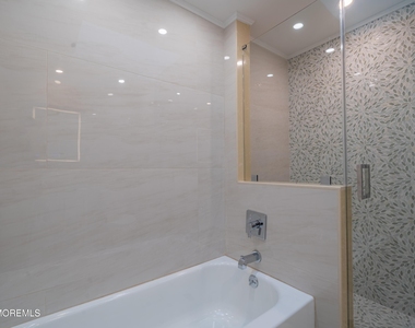 1001 Norwood Avenue - Photo Thumbnail 10