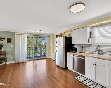 310 5th Avenue - Photo Thumbnail 15