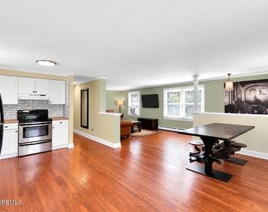 310 5th Avenue - Photo Thumbnail 15