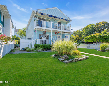310 5th Avenue - Photo Thumbnail 2