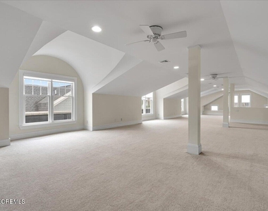 410 1st Avenue - Photo Thumbnail 50